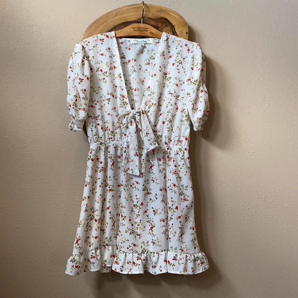 Vine and Valley top size large